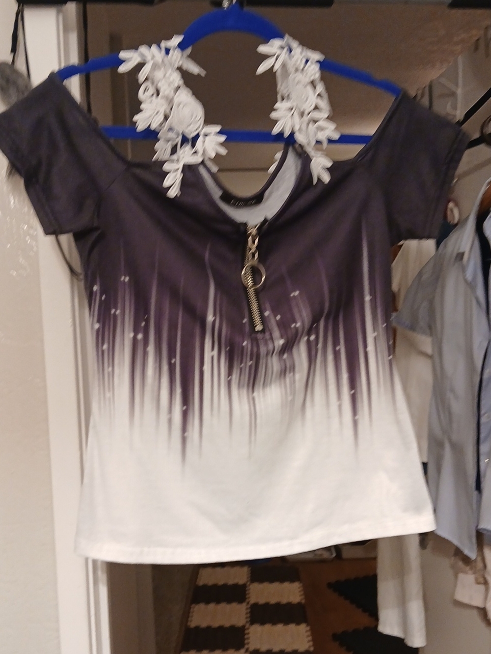 Ombre Zip-Accent Scoop Tank Top - Black and White